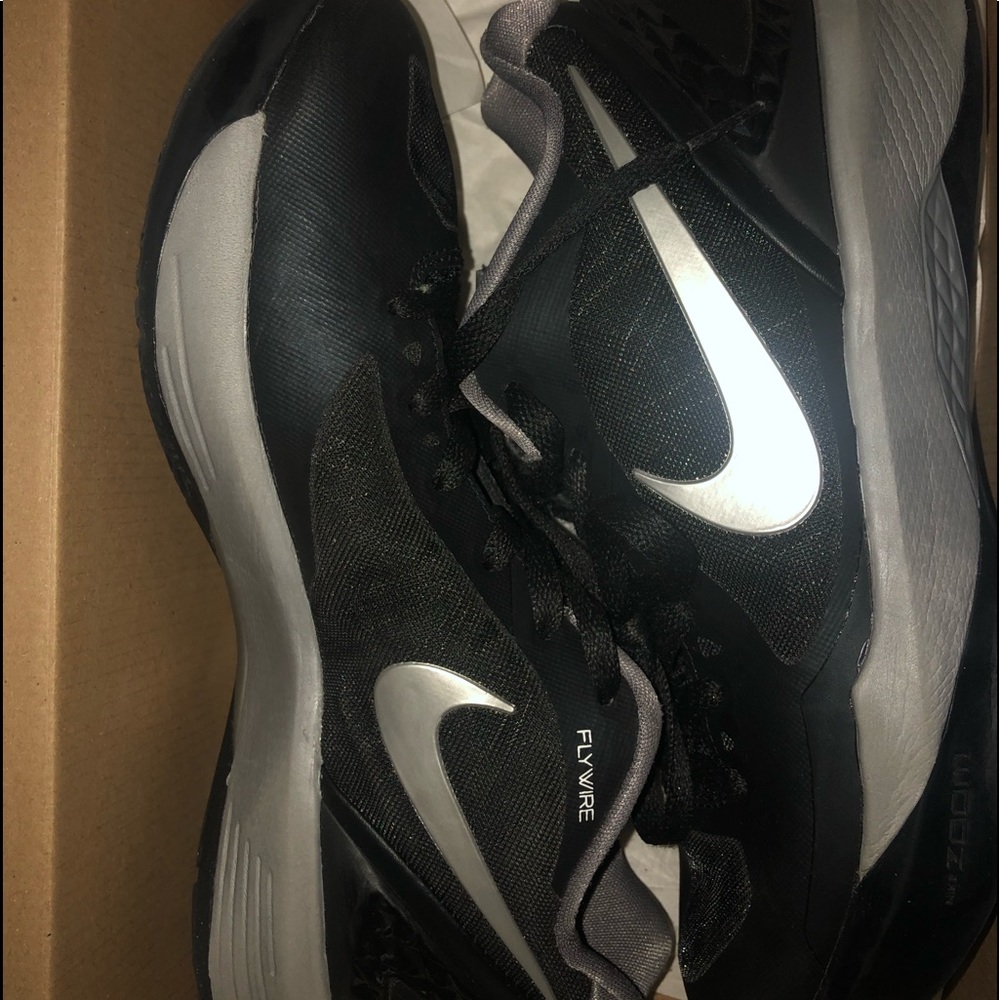 nike flywire volley hyper spike